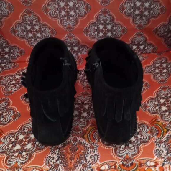 AEROSOLES Linbo Moccasin Style Fringe Black Suede Ankle Boots Size 6 - Picture 8 of 14